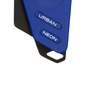 Extrema Ratio ANT Urban SF: Coltello chiudibile EDC compatto con lama sheepfoot in acciaio Bohler N690. Versione Urban caratterizzata da impugnatura in alluminio anticorodal anodizzato. Sistema di chiusura Frame Lock e struttura ultra-leggera per porto quotidiano.