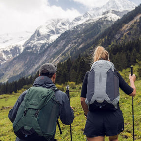 Osprey Hikelite LT 22 zaino da 22 litri ultraleggero per escursionismo e trekking con schienale ventilato tasche laterali in rete e spallacci ergonomici regolabili ideale per outdoor e camminate in montagna