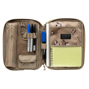 Helikon-Tex A5 Notebook Cover pouch EDC in Cordura con ampio pannello frontale in velcro e logo del brand, chiusura a cerniera superiore e tiretti in paracord. Organizer tattico portadocumenti e per accessori.