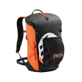 Petzl BUG zaino compatto da 18 litri ergonomico con apertura superiore, fettuccia portacorda, cinghie di compressione e scomparto imbottito, ideale per arrampicata su vie lunghe, outdoor e uso quotidiano.