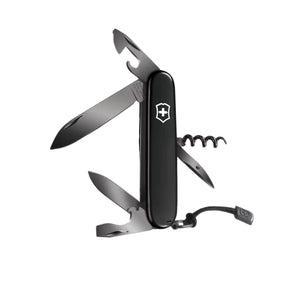 Victorinox Spartan Onyx Black coltellino multiuso con 12 funzioni tra cui lama grande, lama piccola, cavatappi e apriscatole caratterizzato da una finitura nera monocromatica lucida ottenuta tramite processo polispettrale per un design elegante e resistente.