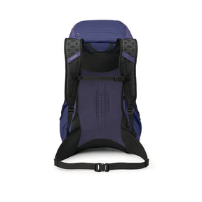 Osprey Hikelite LT 30 Zaino da 30 L ultraleggero da trekking ed escursionismo con schienale ventilato AirSpeed, tasche laterali in rete elasticizzata, spallacci ergonomici e chiusura a cappuccio con fibbie per outdoor su sfondo bianco.
