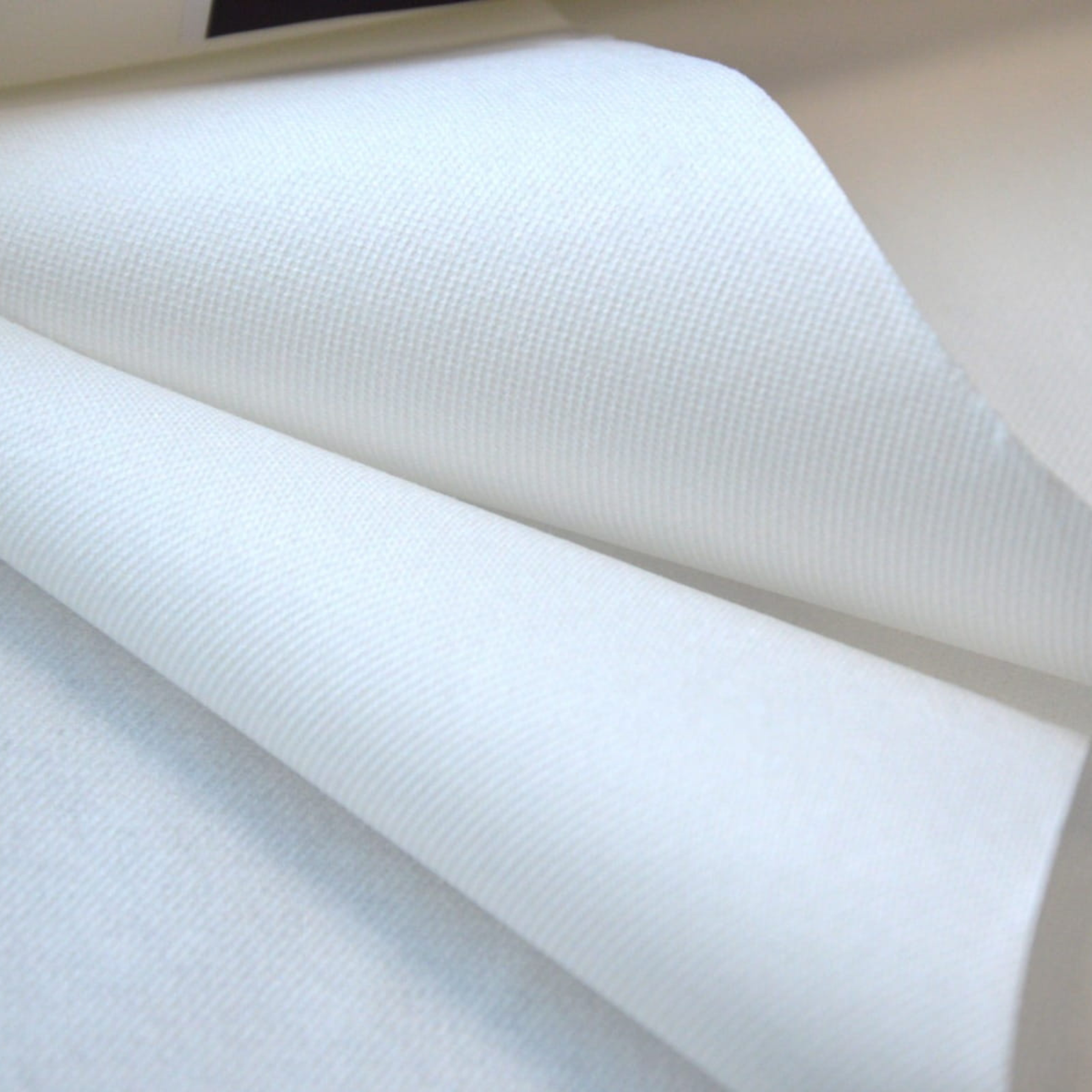 Rotolo di tappetini per la pulizia delle armi Riflecx Gun Care Disposable Pad, monouso e assorbenti, forniti in rotoli da 40 pezzi, ideali per proteggere le superfici durante la manutenzione