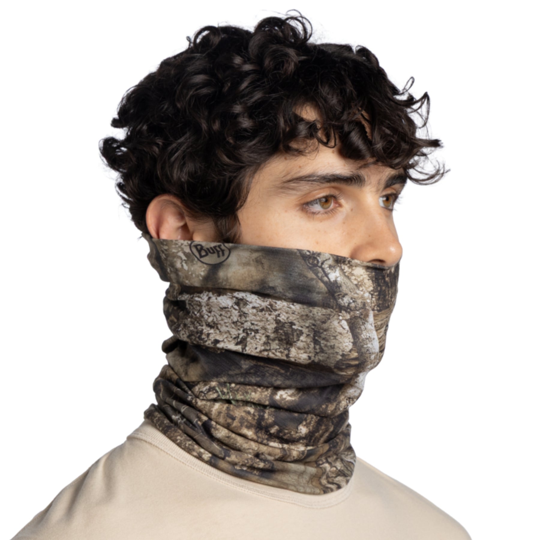 Buff Coolnet UV Neckwear REALTREE APX scaldacollo multifunzionale con protezione solare UPF 50+ ideale per attività all'aperto, corsa e trekking. Fascia elastica traspirante senza cuciture con logo visibile, perfetta per lo sport in estate.