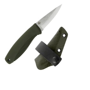 Peltonen M23 Ranger Cub N690 coltello a lama fissa compatto con lama in acciaio inossidabile, impugnatura ergonomica in TPE e fodero in cuoio o kydex per outdoor, bushcraft ed EDC.