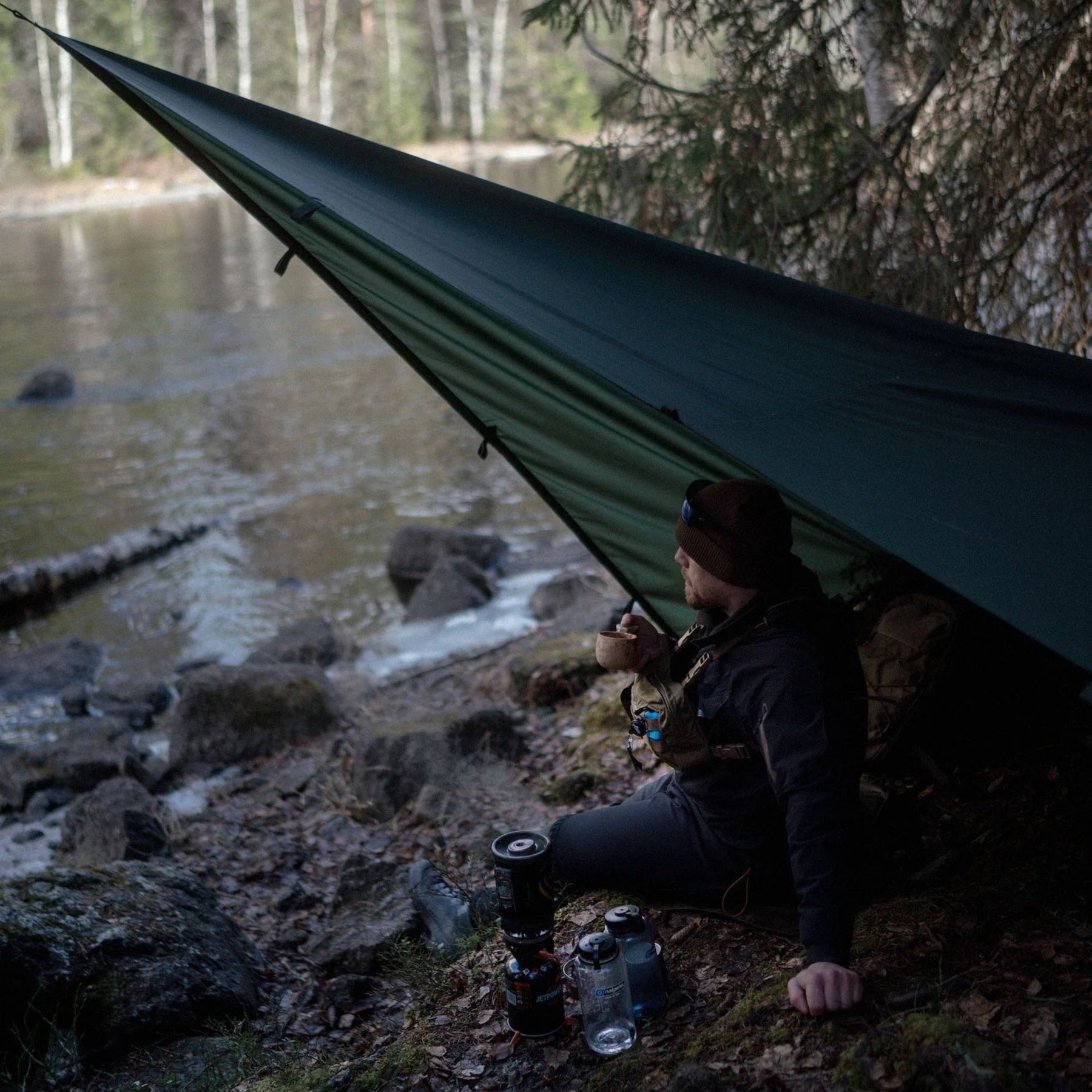 Savotta Laavu Tarp 275 x 275 telo da campeggio e sopravvivenza montato a capanna per rifugio outdoor e bushcraft
