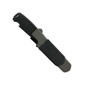 Morakniv Amberg Full Flat coltello a lama fissa con affilatura piana a tutta altezza, impugnatura ergonomica testurizzata ad alto grip con guardia salvadita e foro per cordino, ideale per outdoor, bushcraft ed escursionismo.