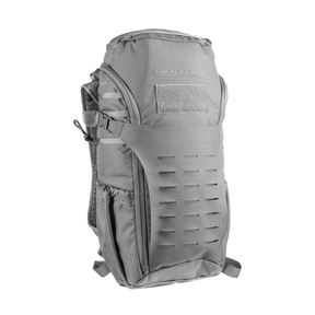 Zaino tattico compatto Eberlestock Bandit Pack da 13.68 litri, con cinghie di compressione laterali, pannello frontale con taglio laser per sistema MOLLE/PALS e velcro per patch