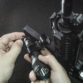 ARMYTEK | AWM - 01 - Supporto per torce - BackPacco - BP-ARMYTEK-AWM-01