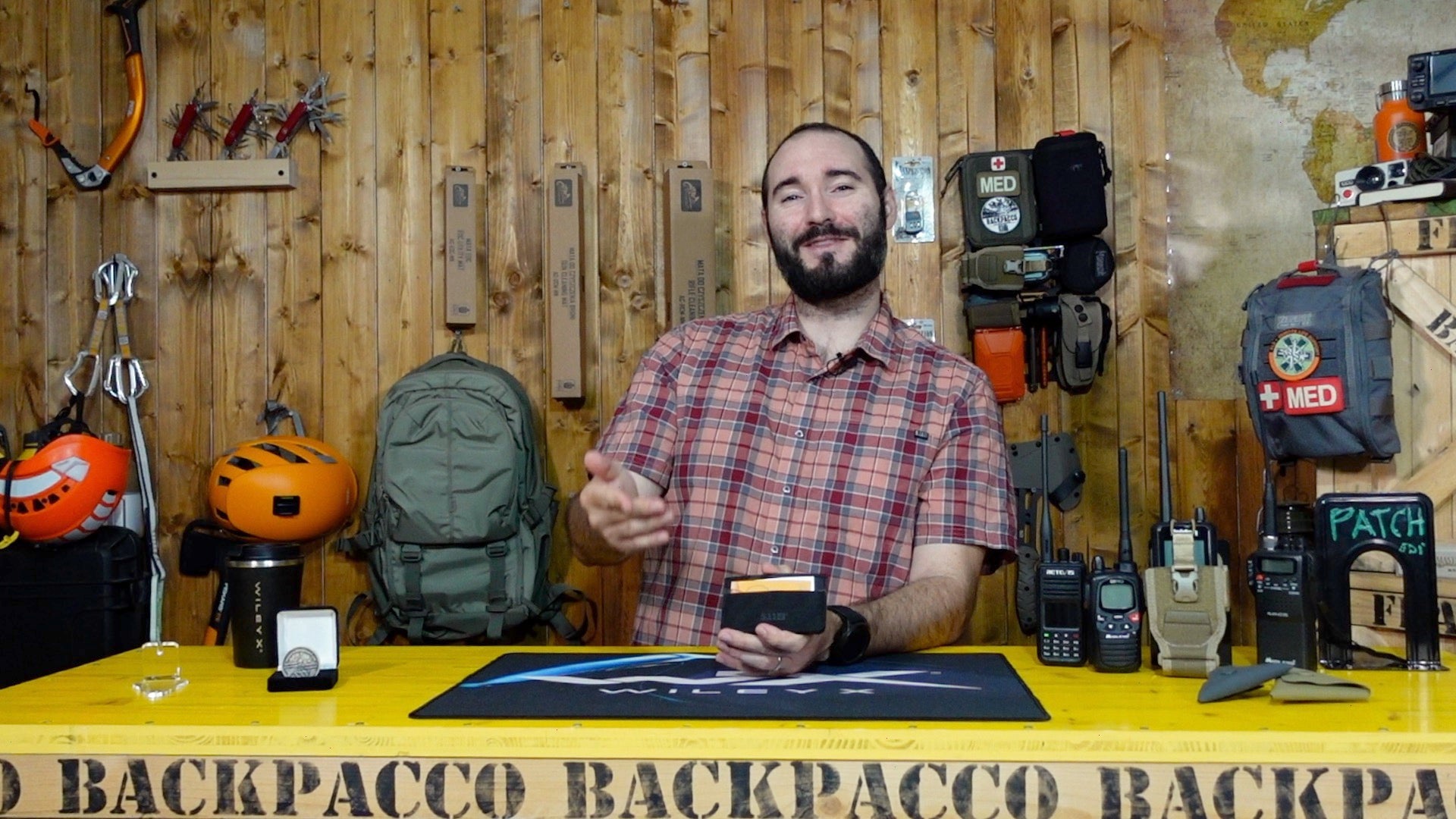 Paolo di Backpacco spiega il Camo Card Wallet di 5.11