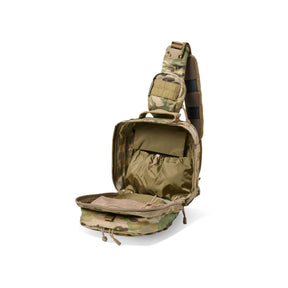 5.11 Tactical RUSH MOAB 6 Zaino monospalla ambidestro 11L in nylon 1050D. Design compatto con tasca CCW nascosta, scomparto occhiali foderato in pile e sistema MOLLE esteso. Compatibile Tier System per aggancio a zaini maggiori. Ideale per EDC, utility e operazioni rapide.