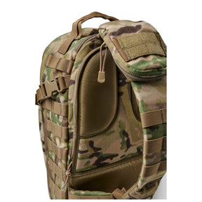 5.11 Tactical RUSH MOAB 10 Zaino monospalla ambidestro 18L in nylon 1050D. Dotato di sistema MOLLE, tasca CCW nascosta, scomparto idratazione e pouch comms su spallaccio. Compatibile Tier System per integrazione modulare. Ideale per EDC e operazioni rapide.