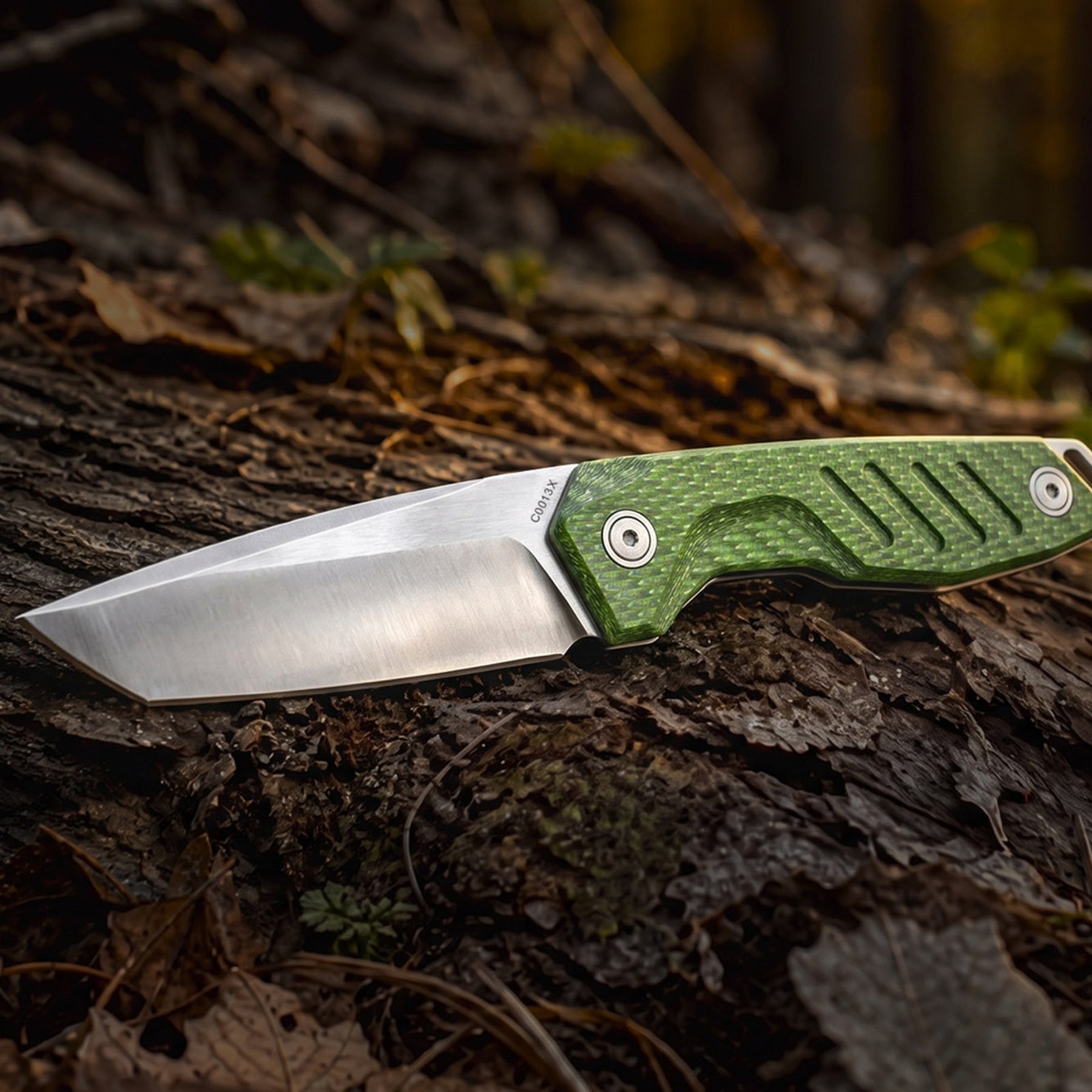 Extrema Ratio BFK Micro coltello a lama fissa compatto con profilo tanto modificato, impugnatura ergonomica sagomata e foro passante per cordino ideale per everyday carry tattico