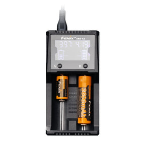 Fenix ARE-A2 caricabatterie intelligente a due slot con display LCD per batterie ricaricabili li-ion e ni-mh ideale per torce ed equipaggiamento tattico e outdoor