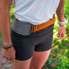 Osprey Duro Dyna LT Belt 1.5 litri, cintura marsupio minimalista da trail running, marsupio leggero per idratazione e trasporto essentials da corsa, su backpacco.it