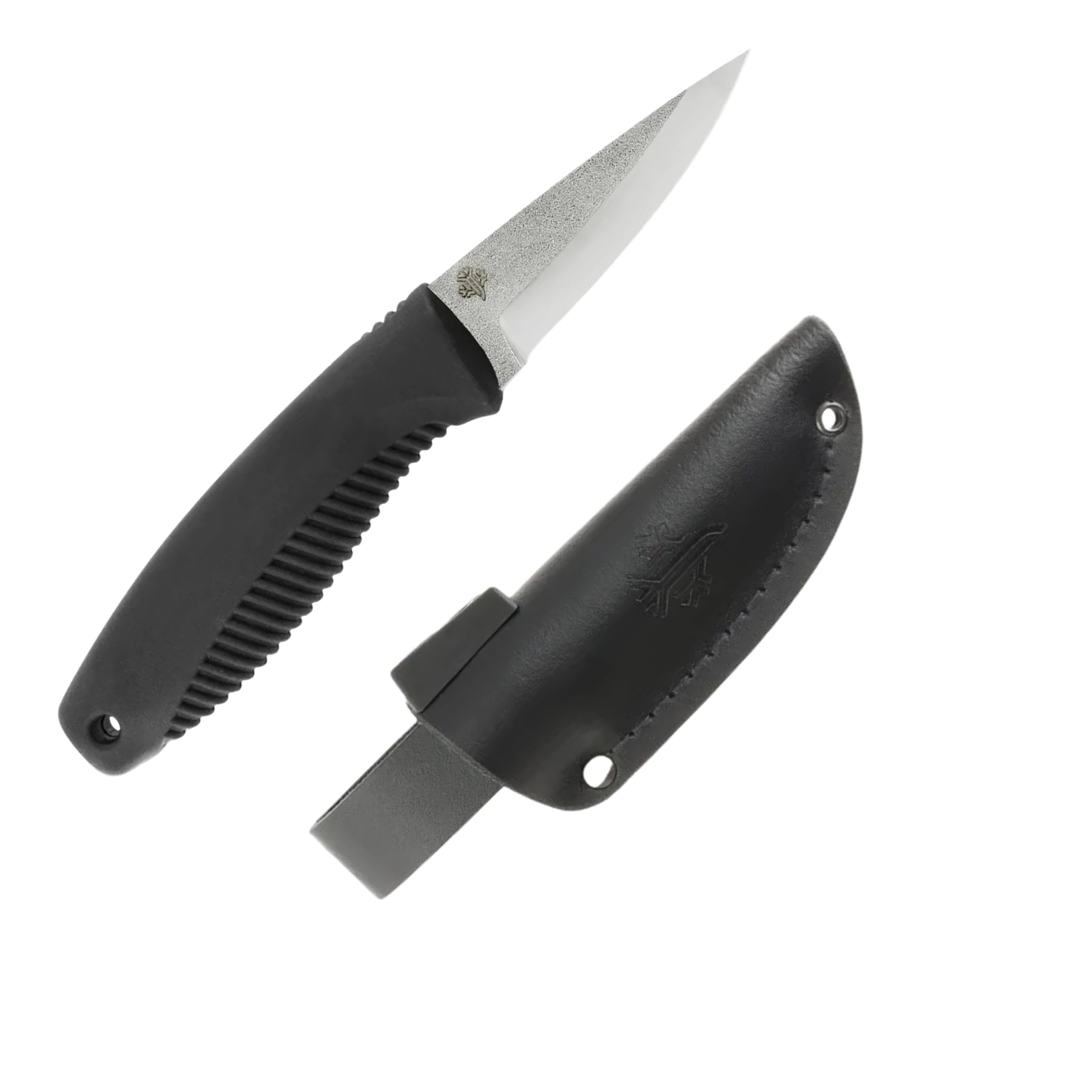 Peltonen M23 Ranger Cub N690 coltello a lama fissa compatto con lama in acciaio inossidabile, impugnatura ergonomica in TPE e fodero in cuoio o kydex per outdoor, bushcraft ed EDC.