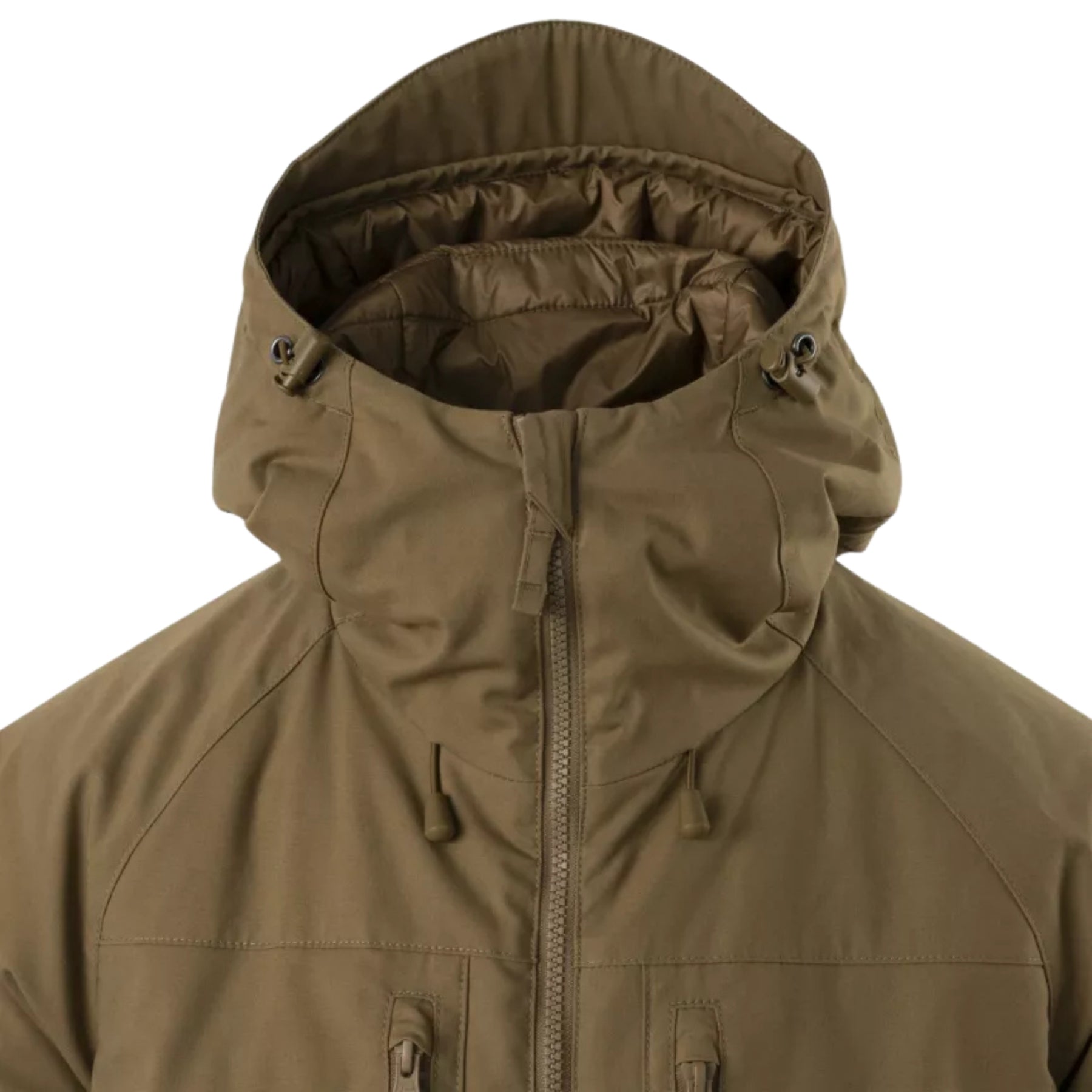 Helikon-Tex Winter Yukon Jacket giacca invernale tecnica con cappuccio regolabile imbottito, zip frontale a doppio cursore, tasche pettorali con cerniera, pannello a strappo sulla manica e fondo regolabile vista a tre quarti per outdoor