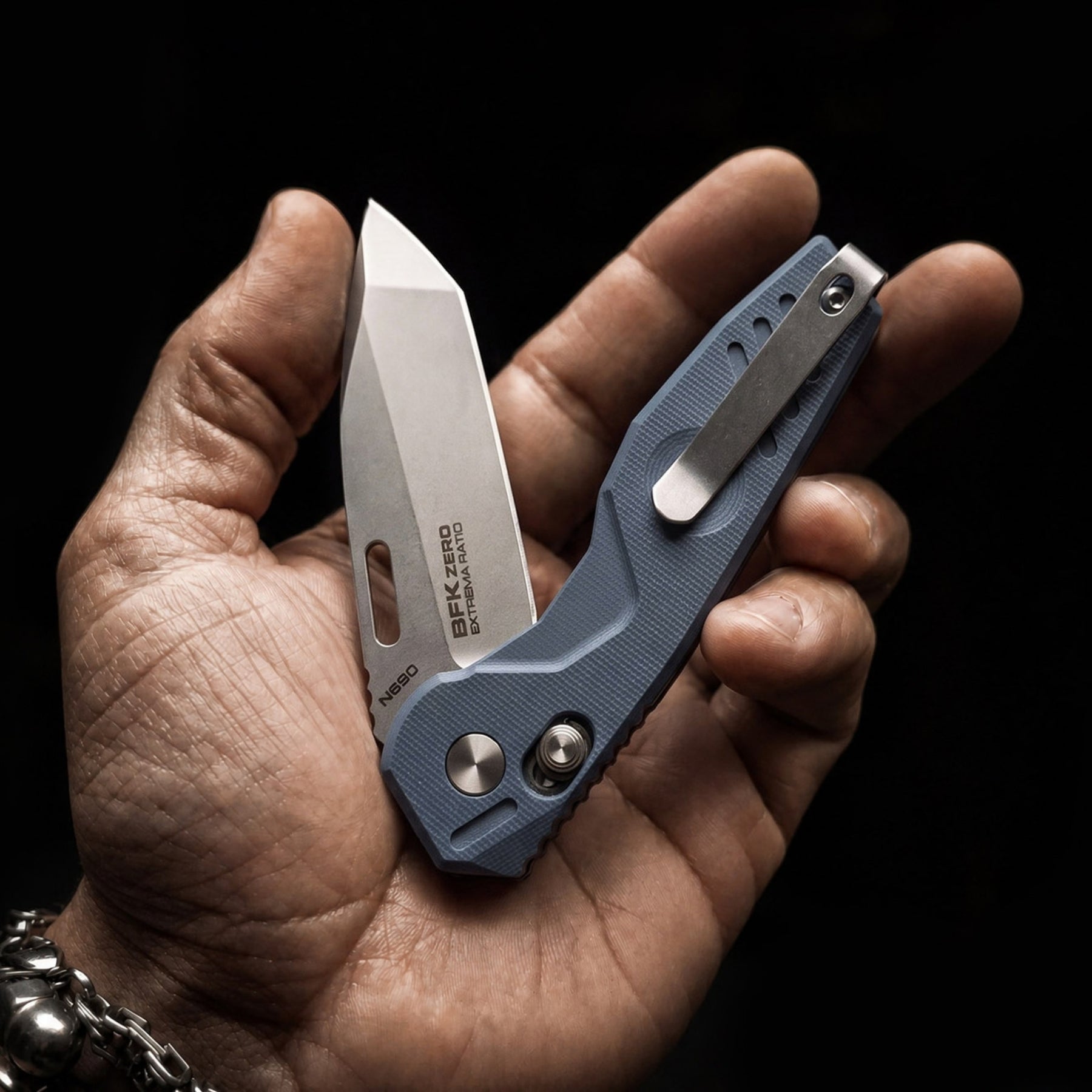 Extrema Ratio BFK ZERO coltello chiudibile tattico ed EDC con lama tanto, foro per apertura rapida, blocco di sicurezza e impugnatura ergonomica