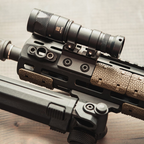 Supporto per girella QD Magpul M-LOK QD Sling Mount, punto di attacco in acciaio per cinghia a sgancio rapido, compatibile con sistemi M-LOK su paramani e astine per fucili