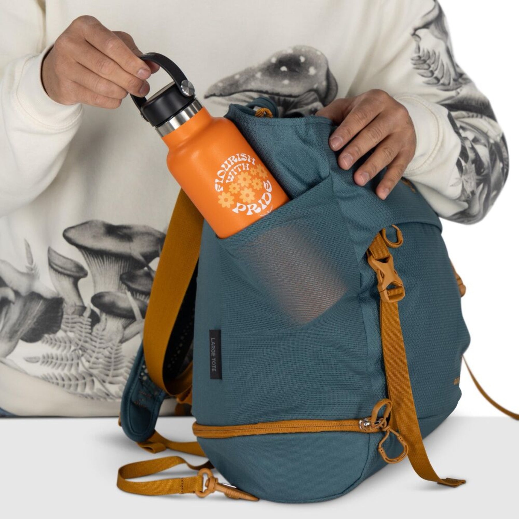 Osprey Daylite Large Tote Pack zaino e borsa da 26 litri con manici superiori spallacci integrati e cinghie frontali per uso quotidiano e outdoor