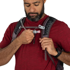OSPREY SPORTLITE 15 Zaino da trekking da 15 litri con schienale traspirante AirScape, apertura a zip, tasche elasticizzate, scomparto idratazione e cinghie di compressione, ideale per escursioni, collezione 2026