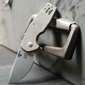 FOX SURU coltello chiudibile con lama ad ampio profilo, foro per apertura e clip da tasca. disponibile in vari modelli
