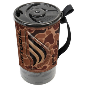 Jetboil Flash Fast Boil System fornello a gas da campeggio con tazza integrata da 1.0L munita di custodia isolante e indicatore termocromatico di ebollizione poggiato su cartuccia di combustibile Jetpower stabilizzata da treppiede per escursionismo e outdoor