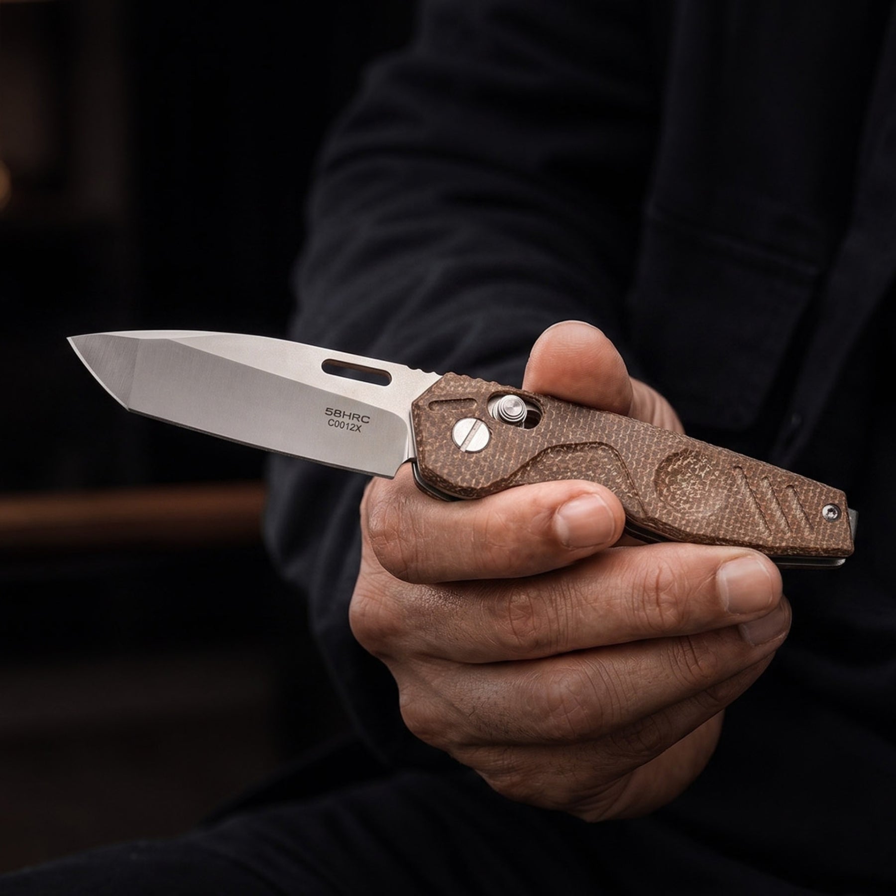 Extrema Ratio BFK ZERO coltello chiudibile tattico ed EDC con lama tanto, foro per apertura rapida, blocco di sicurezza e impugnatura ergonomica