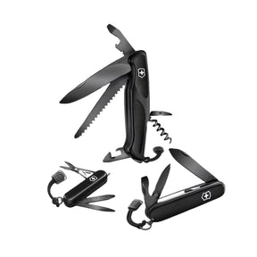 Victorinox Spartan Onyx Black coltellino multiuso con 12 funzioni tra cui lama grande, lama piccola, cavatappi e apriscatole caratterizzato da una finitura nera monocromatica lucida ottenuta tramite processo polispettrale per un design elegante e resistente.