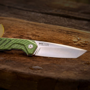 Extrema Ratio BFK Micro coltello a lama fissa compatto con profilo tanto modificato, impugnatura ergonomica sagomata e foro passante per cordino ideale per everyday carry tattico