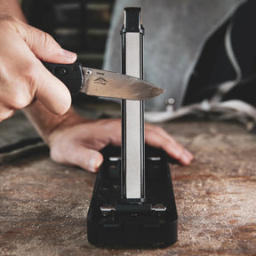 Work Sharp Angle Set Knife Sharpener Ken Onion affilatore manuale a V con angolazioni regolabili e pietre abrasive incluse nella base