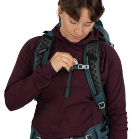 Osprey Sportlite 30 zaino da escursionismo e trekking da 30 L con caricamento dall'alto, tasca frontale elasticizzata, spallacci anatomici traspiranti e cintura lombare imbottita con tasca con zip. Collezione 2026.