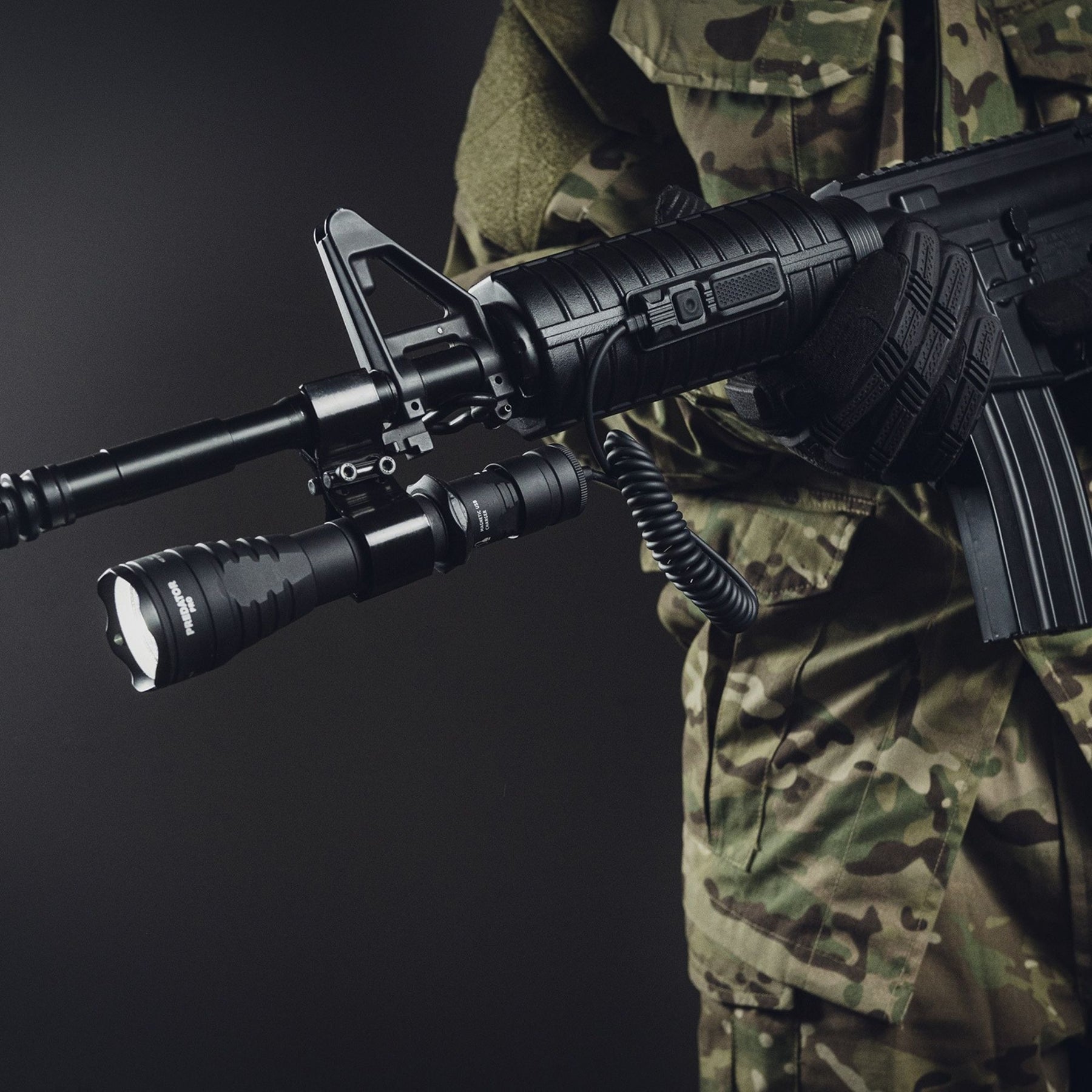 ARMYTEK | AWM - 01 - Supporto per torce - BackPacco - BP-ARMYTEK-AWM-01