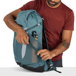Osprey Sportlite 30 zaino da escursionismo e trekking da 30 L con caricamento dall'alto, tasca frontale elasticizzata, spallacci anatomici traspiranti e cintura lombare imbottita con tasca con zip. Collezione 2026.