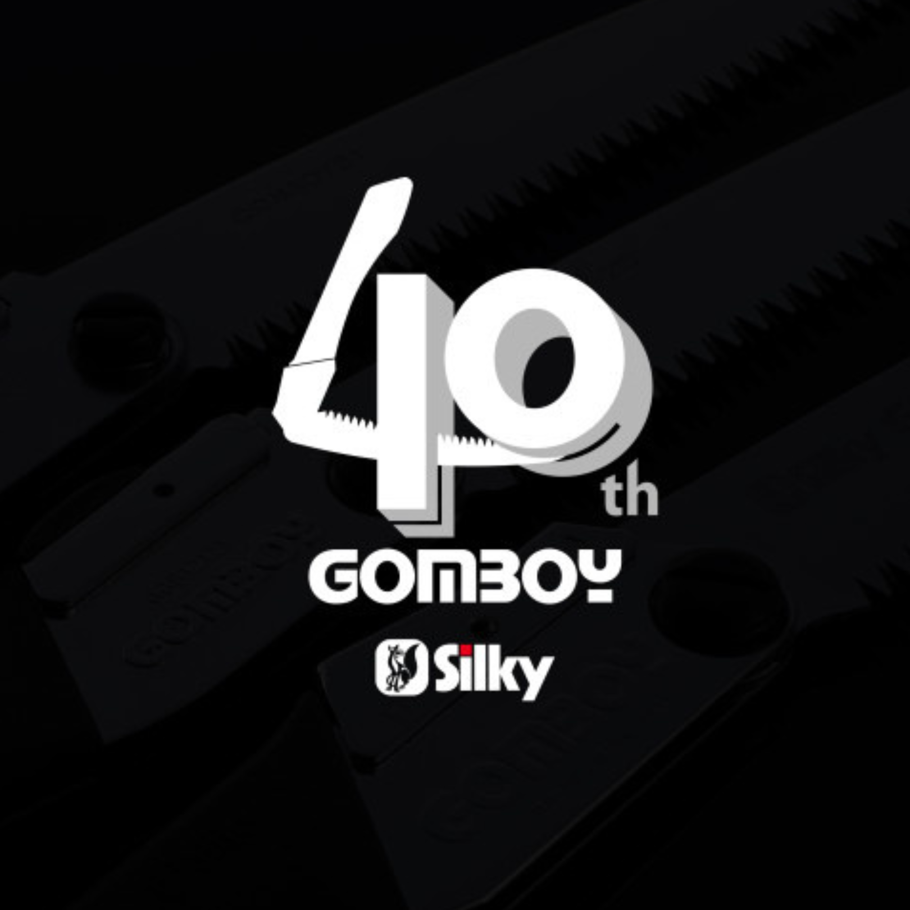 SILKY GOMBOY CURVE OUTBACK KURO Sega pieghevole in Acciaio Giapponese Premium, Edizione Limitata 40° Anniversario. Lama curva da 240 mm con rivestimento Black Oxide antiriflesso e impugnatura in Arbor Composite per uso outdoor estremo e bushcraft.