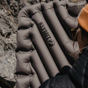 KLYMIT | STATIC V LUXE SLEEPING PAD - Materassino gonfiabile - BackPacco - BP-KLYMIT-06VLST02D