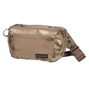 Eberlestock Bando Bag Marsupio tattico low-profile per EDC e porto occulto. Design discreto con tasca posteriore dedicata ad accesso rapido per arma e scomparto principale organizzato. Include passante per laccio emostatico. Soluzione versatile per sicurezza personale e urban carry. 2 misure.
