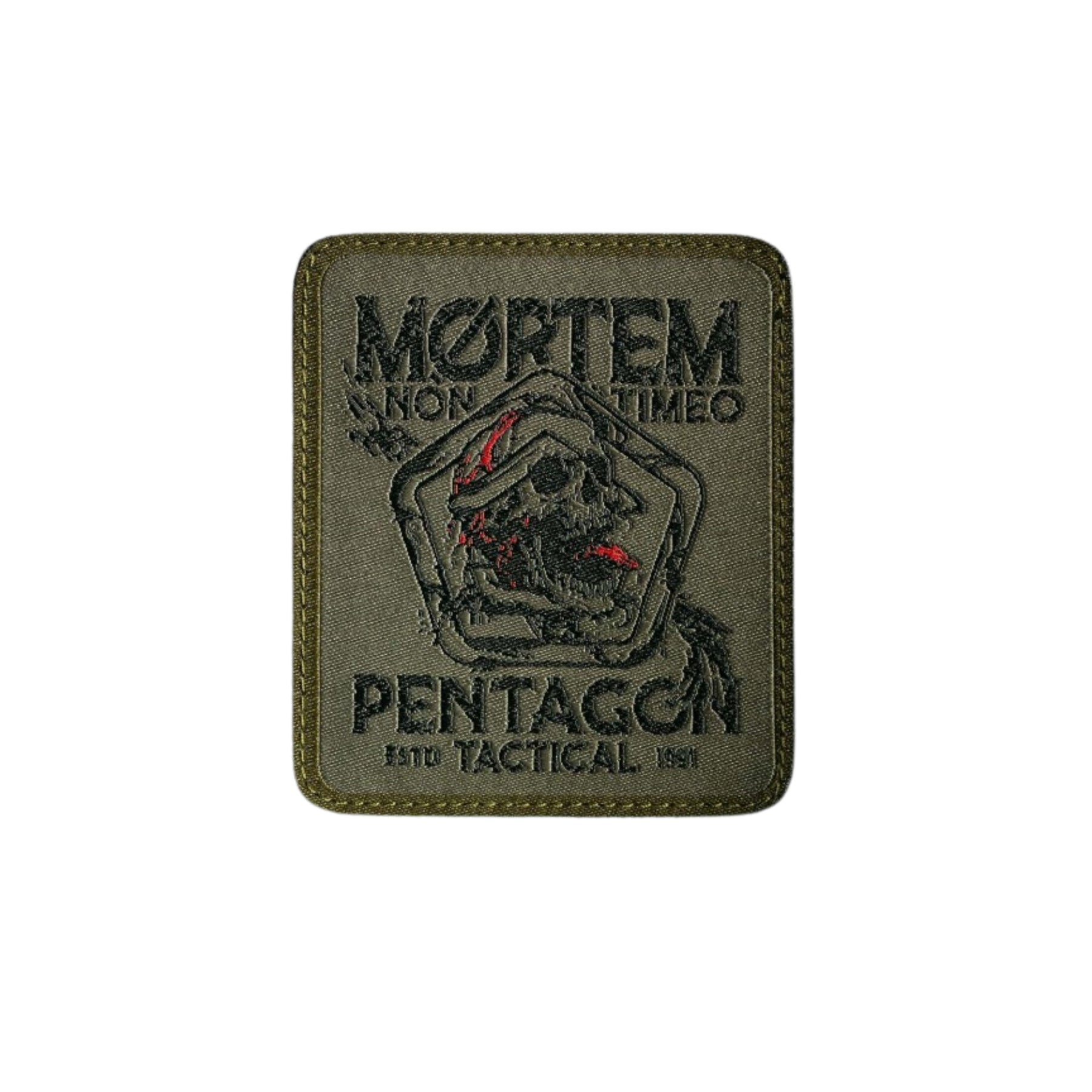 Pentagon Tactical Mortem patch ricamata rettangolare con teschio e scritte Mortem Non Timeo e Pentagon Tactical per zaini giacche e buffetteria EDC