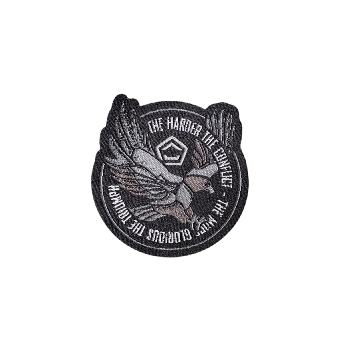 Pentagon Eagle patch ricamata sagomata con aquila in volo logo Pentagon e scritta The Harder The Conflict The More Glorious The Triumph per zaini giacche e buffetteria EDC