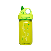 NALGENE KID EVERYDAY GRIP-N-GULP SUSTAIN BOTTLE Borraccia per bambini da 350 ml con stampa a tema macchine. Tappo facile da aprire e valvola antigoccia, realizzata in materiale Tritan Renew 50% riciclato e BPA/BPS free, ideale per scuola e giochi all'aperto.