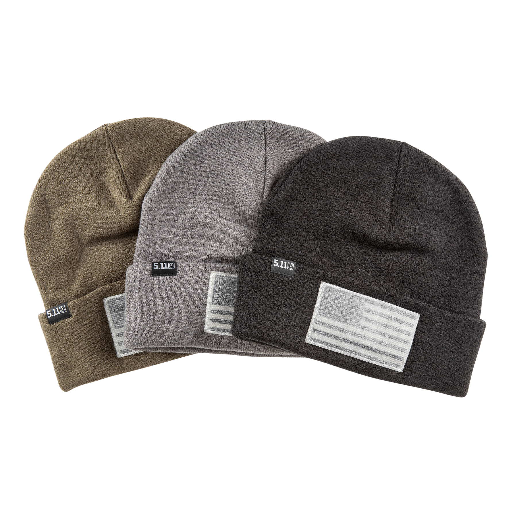 5.11 Cuffed Flag Bearer Beanie, berretto invernale lavorato a maglia con risvolto, patch con bandiera americana tono su tono cucita sul davanti