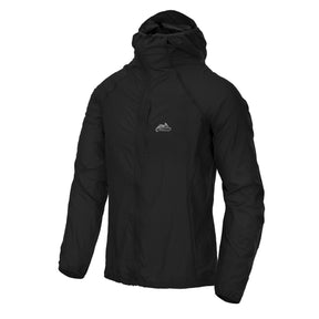Giacca a vento Helikon-Tex Tramontane in Windpack Nylon, colore Black, vista frontale — ultraleggera, antivento e comprimibile