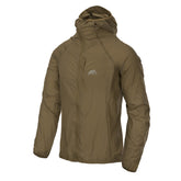 Giacca a vento Helikon-Tex Tramontane in Windpack Nylon, colore Coyote, vista frontale — ultraleggera, antivento e comprimibile