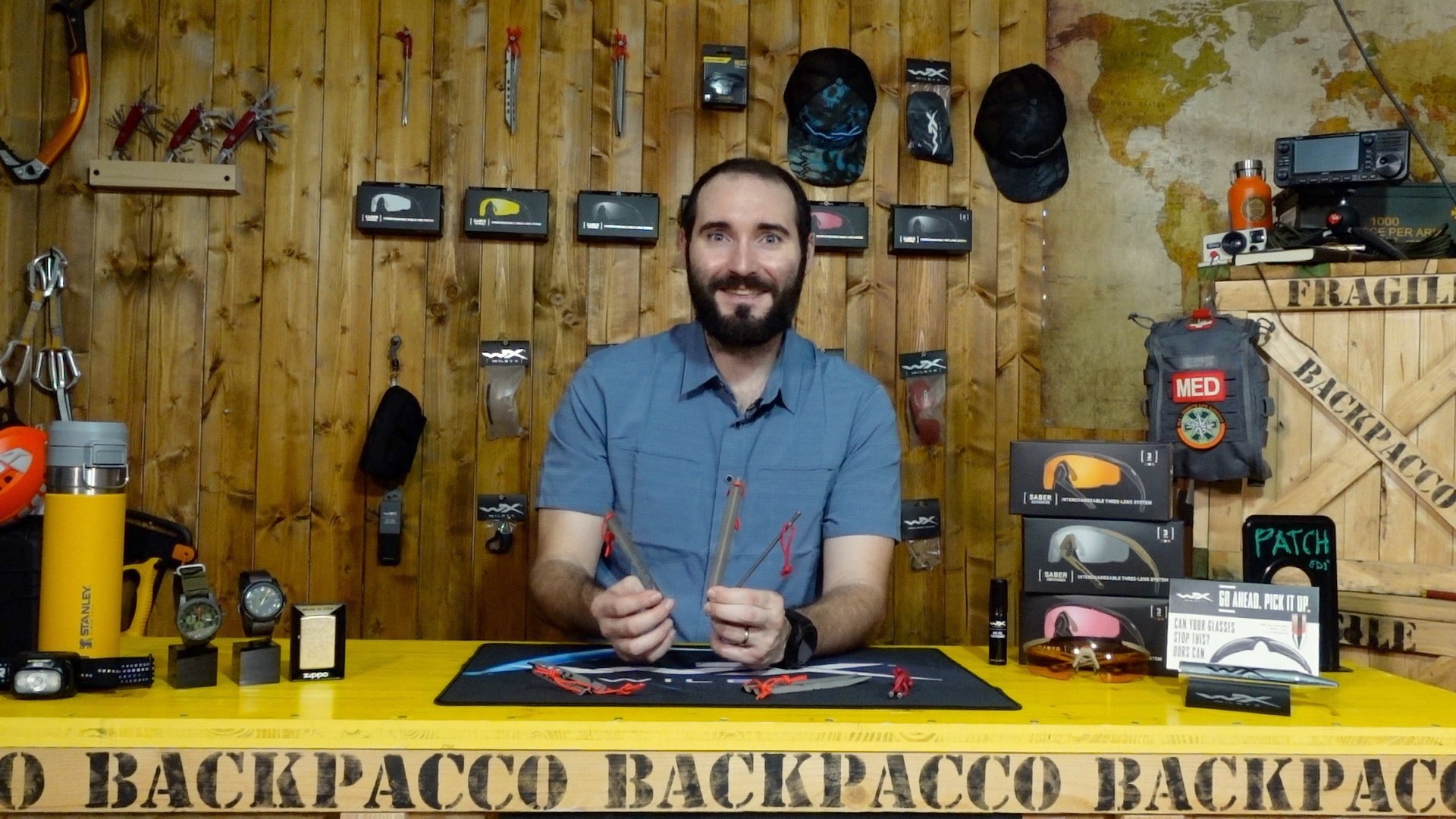 Paolo di Backpacco spiega i picchetti in titanio di Vargo Titanium