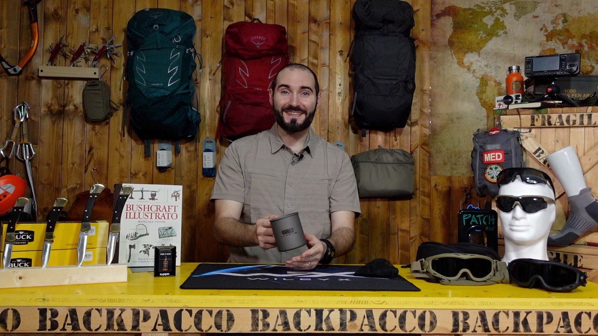Paolo di Backpacco spiega La vargo travel mug
