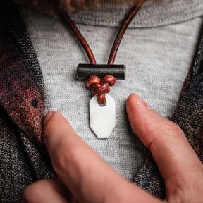 WAZOO | BUSHCRAFT NECKLACE - Collana con acciarino