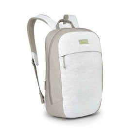 Zaino ecologico Osprey Arcane Earth Large Day da 22 litri, realizzato con materiali riciclati, design urbano e minimalista, per il trasporto quotidiano e laptop