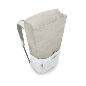 Zaino da città ecologico Osprey Arcane Earth Roll Top Pack da 24 litri, realizzato con materiali riciclati, design urbano con chiusura roll-top per laptop