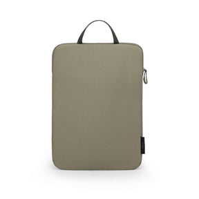 Osprey Daylite Laptop Sleeve, custodia imbottita per portatile, sleeve con maniglia superiore e tasca esterna con cerniera, per laptop fino a 16 pollici, su backpacco.it