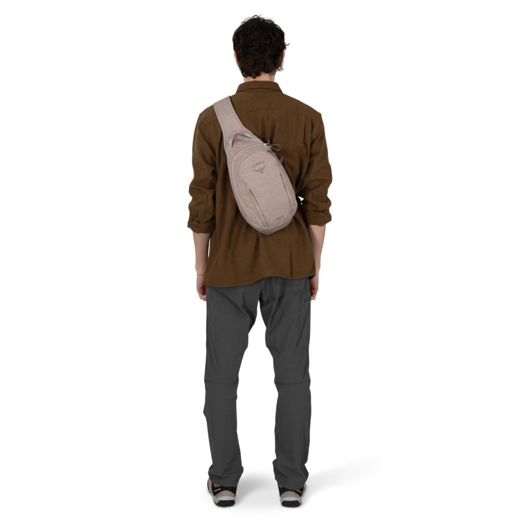 Osprey Daylite Driftshade Sling zaino monospalla compatto da 5 litri in tessuto testurizzato con tracolla singola imbottita in rete traspirante, scomparto principale e tasca frontale con zip per viaggi, tempo libero ed everyday carry